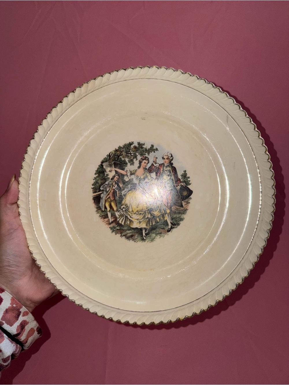 Cream Decorative Dinner Plate with Romantic Couple Motif